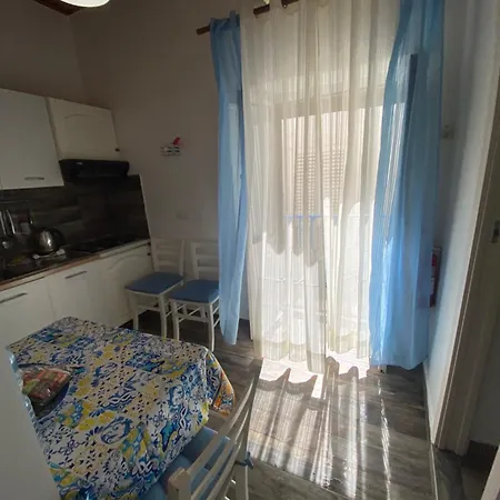 Centro Storico 5 Mins From Port Casa Celeste Апартаменты Липари